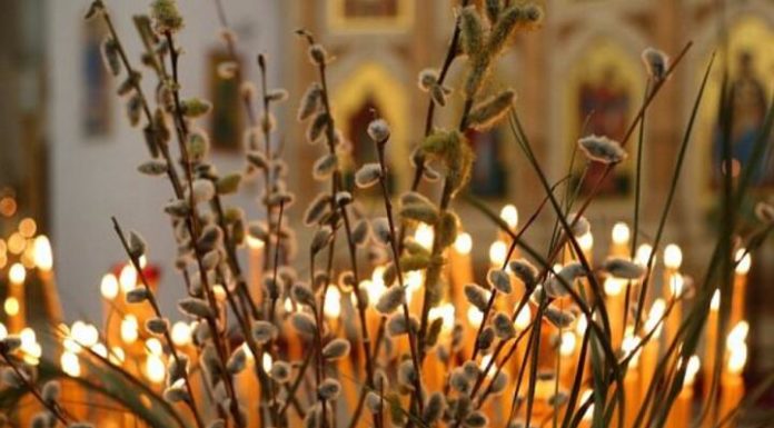 Православные отмечают Вербное воскресенье