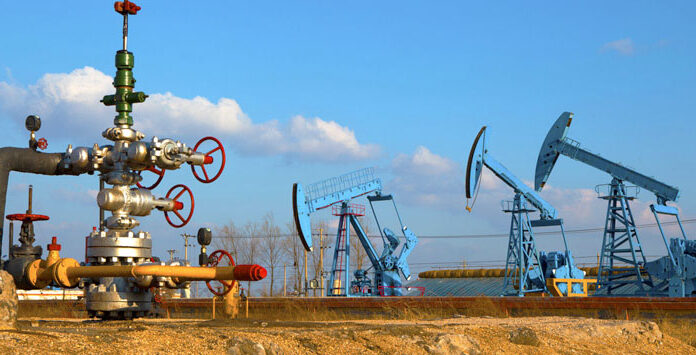 Греция и Мальта не поддержали запрет на перевозки нефти РФ