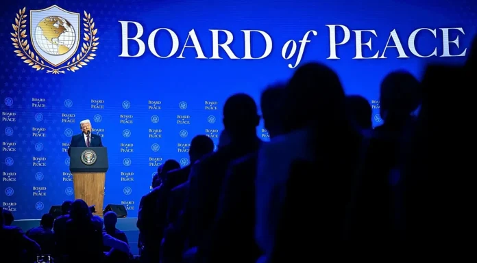 Премьер-министр Греции не примет участие в заседании Совета мира в США