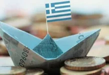 «Коммерсант»: спрос на визы в Грецию у российских туристов вырос на 82%