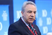 Советник премьера Греции стал жертвой российских пранкеров, в Афинах говорят о “гибридной атаке”